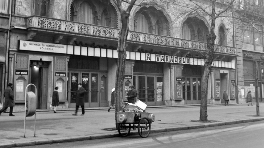 fortepan_208908-Uránia-1970-R.jpg