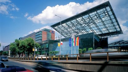 Finta-Westend-UJ.jpg
