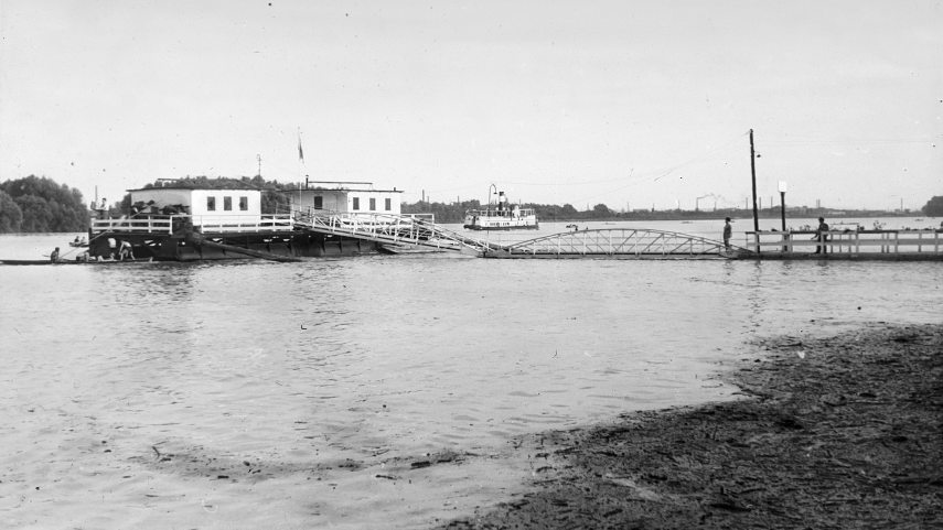 fortepan_211416.jpg