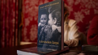 16-9SUSAN_RUBIN_SULEIMAN_A_TORTENELEM_LANYA_KONYVBEMUTATO_CSV_12.jpg