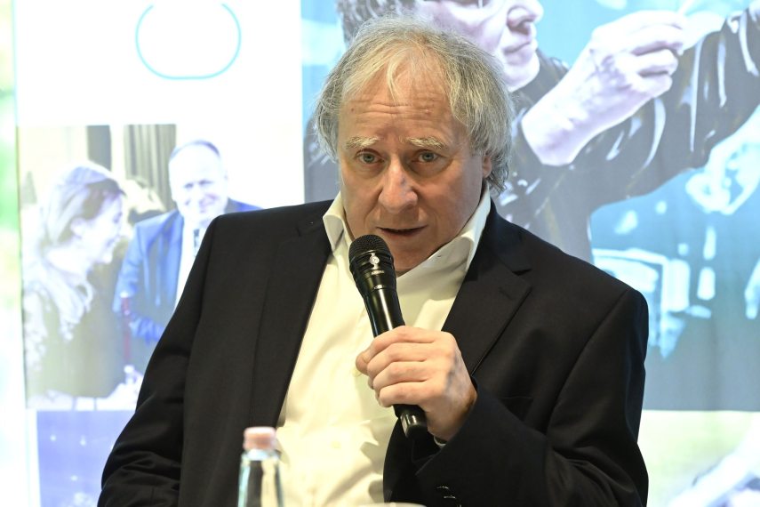 Keller András a Concerto Budapest 2025/2026-os évadbejelentő sajtótájékoztatóján. Fotó: MTI/Lakatos Péter